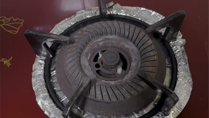 Mẹ tôi: Ý con là gì khi ghi lại điều này? Tôi: Đăng nó lên mạng và họ sẽ biết