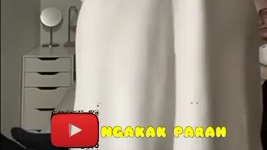 ini cewek kenapa sih