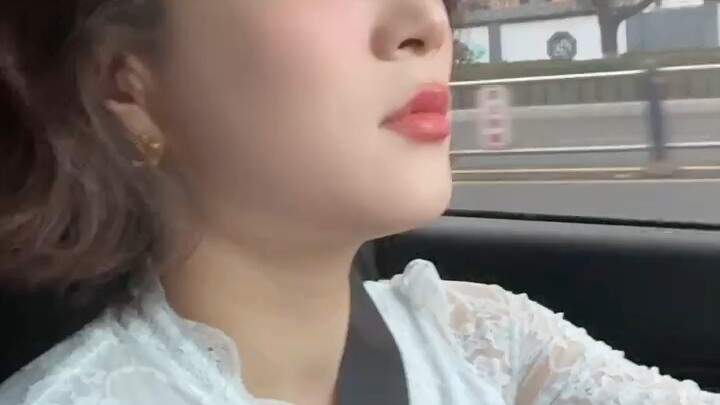 พี่น้องทั้งหลาย ไว้คุยกันทีหลัง ตอนนี้กำลังเดินกลับบ้านแล้ว!