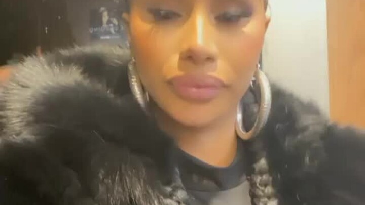 คาร์ดิ บี ถึงกับเดือดปุดๆ เพราะโดนกระแสในอเมริกาเล่นงานหนัก!