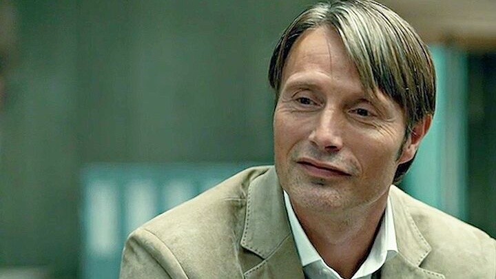 Weiwei said he doesn't like eye contact [Hannigram/Pull cup]