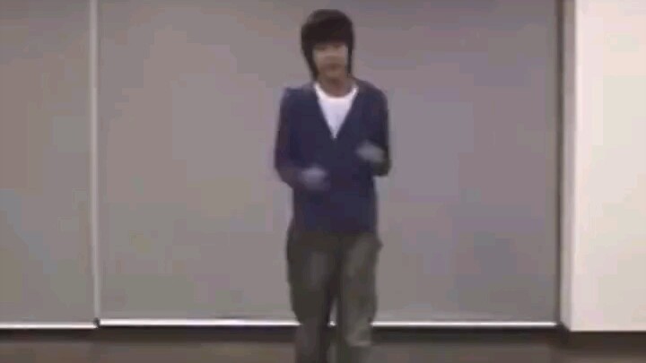 入SM前靠ytb学习舞蹈的李泰民的跳舞水平