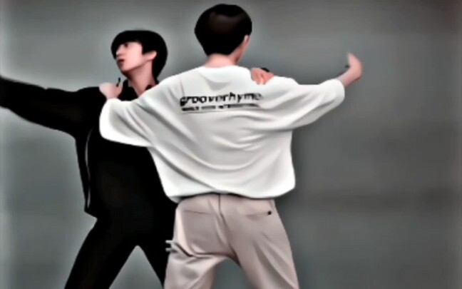 หลี่เฟยต้องให้หวันเฟิงได้แสดงคู่ในปีนี้