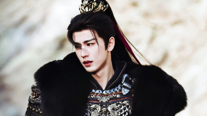 Before the performance, no one thought he would be so suitable to play a general.