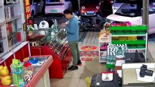 "بين الشراء والسرقة اختار التبرع"