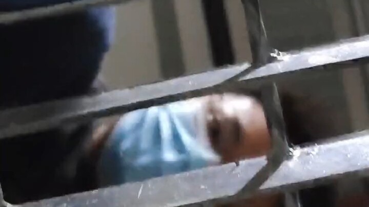 بهذه الطريقة، لن تحصل فقط على إحساس النفق، بل ستحصل أيضًا مجانًا على إحساس السجن.