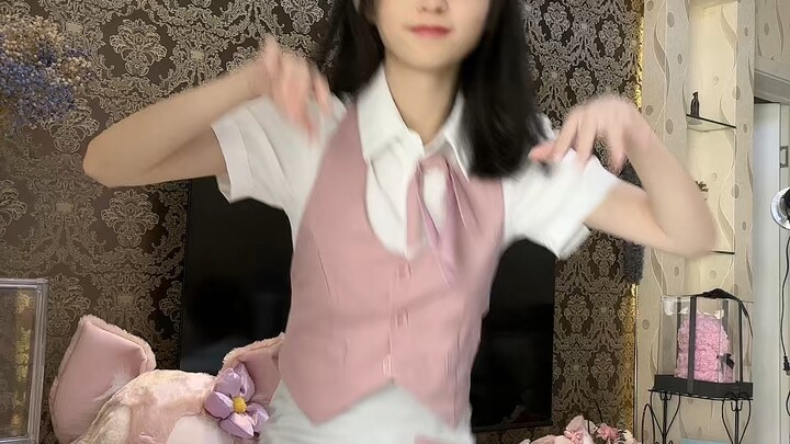 【แนวตั้ง】ความกล้าพุ่งพล่าน นักศึกษาหนุ่มสาวแกล้งเด็กกลางเวที!