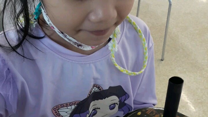 กินชาแตงโมจากร้าน majime = มาจิเมะ