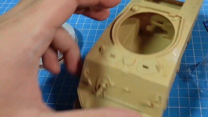 Let me see who doesn't know how to modify the hatch to be movable!