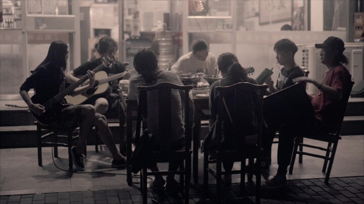 The roadside food stall singing "Kill That Shijiazhuang Man" is the most popular on the Internet!