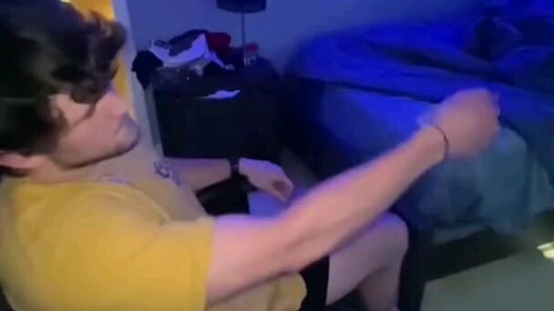 Me waking up ready for stranger things season 4