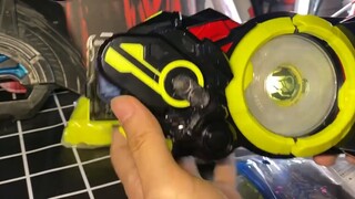 Sabuk pertama dalam hidup, Kamen Rider Zero-One Driver, mencetak ulang ulasan unboxing