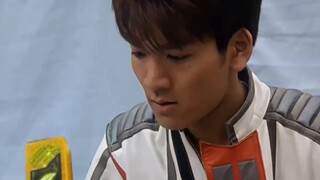 It’s time to fuck, Dagun, Triga [Ultraman W]