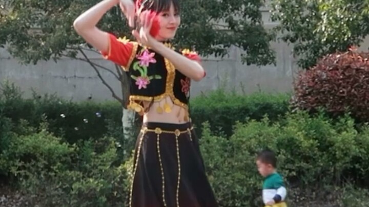 Let's go to Xinjiang to taste "a glass of fine wine"~