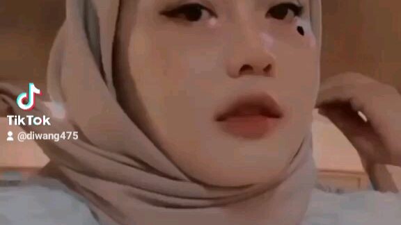 udah tua kok nnton anime