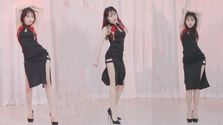 [Vertical Screen] Coming of Age Ceremony | The waistline and stilettos under the cheongsam are perfe