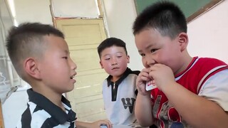 Seluruh tubuhnya keras