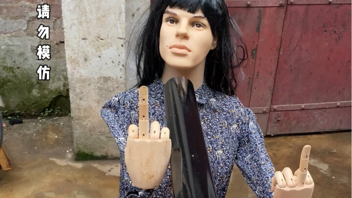 اشرب ماء ساخنًا أكثر! أحبك.