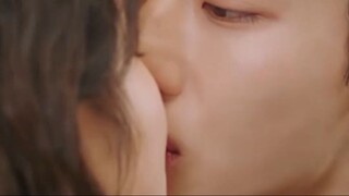 Giving a kiss as a shorts chinesedrama cdrama foreverlove