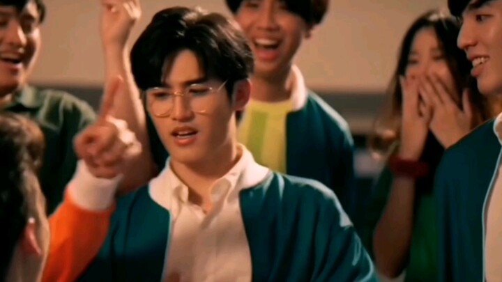 [You are my clear sky] The master of the 'heart' that seniors can't escape~ With milk, wolf and init