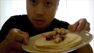 ASMR EATING SOUNDS- CHICKEN GORDITAS