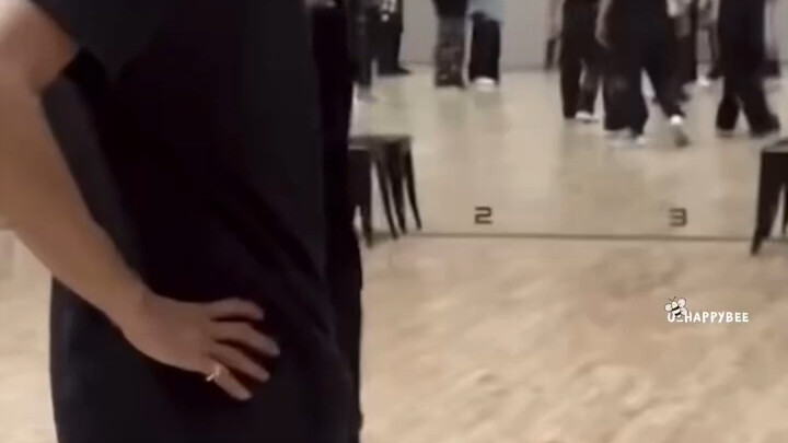 大家一起舉起右手！！#seventeen