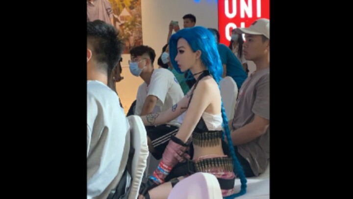 “果然…有的人天生就是主角”