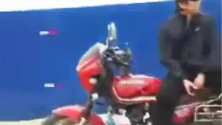 爹 妈 白 养