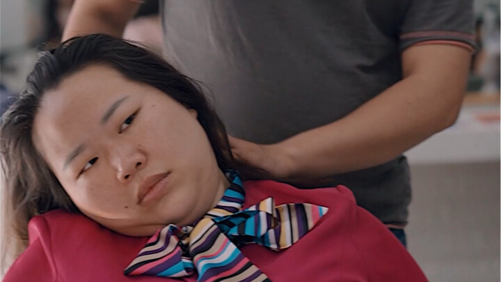 Tôi muốn đổi kiểu tóc mà ai nhìn vào cũng tự động lại xin thông tin liên hệ.