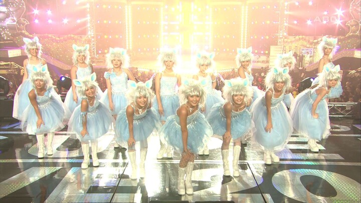 Morning Musume - Shabondama / Go Girl - Medley (2003.12.26 Music Station)