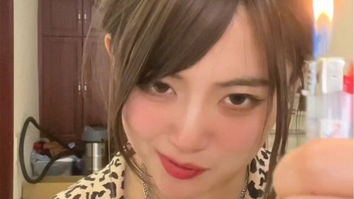“Japanese-Style Drinking and Lighting”
