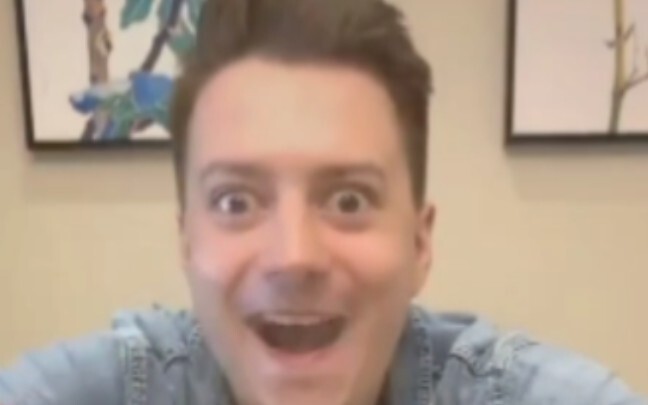 Cũ kỹ, lỗi thời rồi