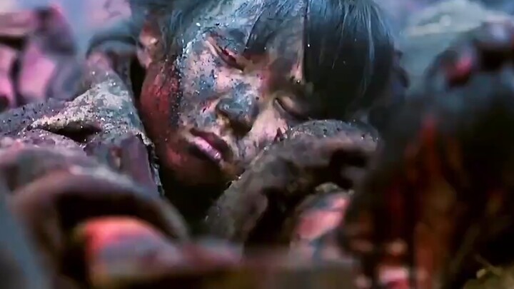 จีนใหม่ถูกสร้างขึ้นด้วยเลือดและหยาดเหงื่อ ขอคารวะวีรบุรุษ!