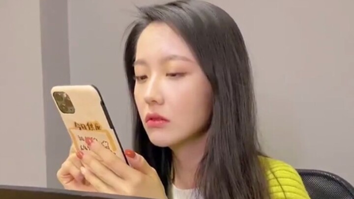 Hard Candy Girl 303, Wang Yijin’s left finger is here!