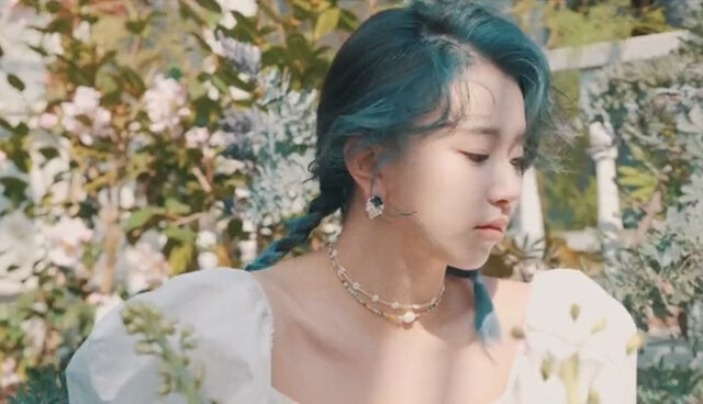 #TWICE##Sana# It's actually Sana!