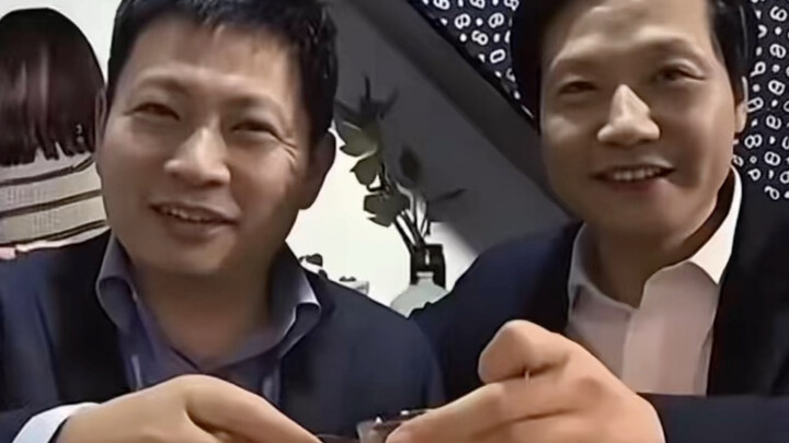 Now it’s just one step away from a physical confrontation between CEO Lei and “Big Mouth”!!!