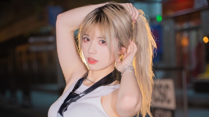 Summer Night! Fiery! Spicy Girl!