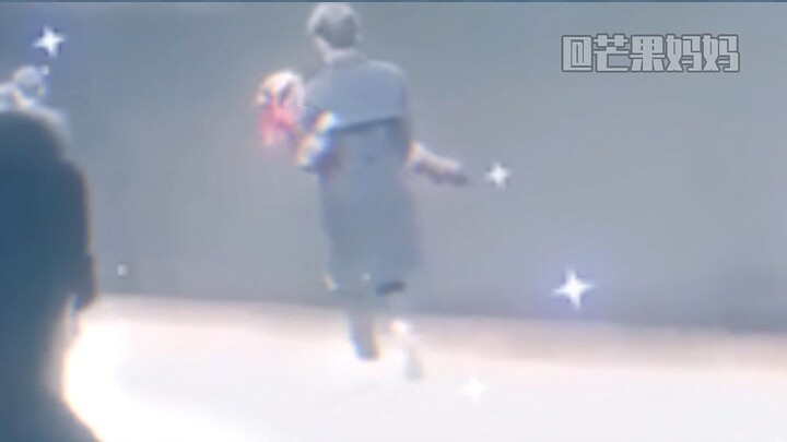 Được cô công chúa này ôm ấm lòng quá! Đã tưởng tượng ra cả một cuốn tiểu thuyết rồi đấy!