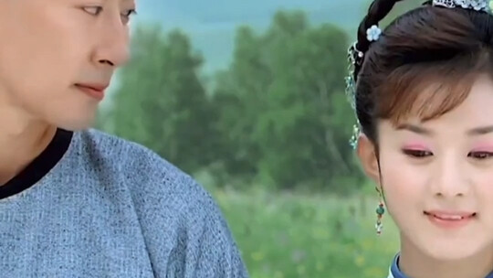 Xiao Jian, yang tak mengerti kekuatan ikatan keluarga, mulai gila dan menyiram air ke semua orang; s