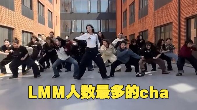 Oh Ha-young leads her alma mater students in a dance challenge: SOPA Seoul Performing Arts High Scho