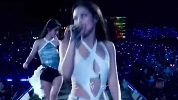 There is a strength in me that cannot be learned. I call it feeling #jennie #blackpinkCoachella stag