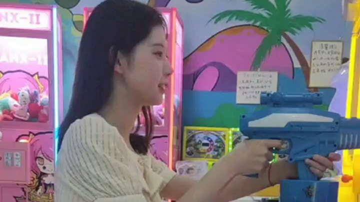 فيديو اليوم تحت الماء سيُحدَّث في وقت لاحق [عيون نجمية]