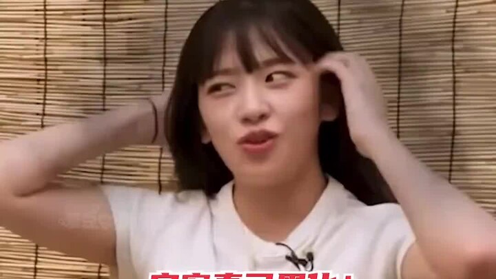 #Ahn Yujin's hook hand comeback successful#Lee Yeongji in danger!#ive