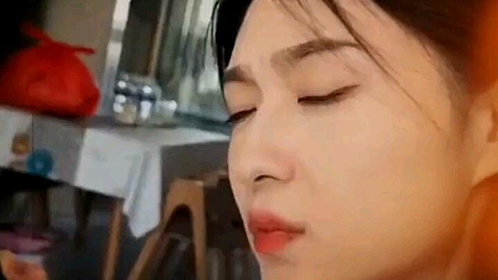 Gọi cho ai đó, gọi cho bà