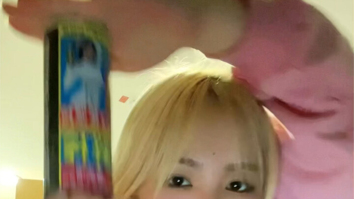 After posting it to my WeChat Moments, everyone said I'm a funny girl.