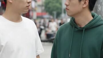 太搞笑了！你能忍住不笑吗？