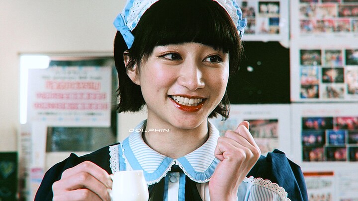 Bos mafia pertama kali mencoba pengalaman di restoran pelayan wanita, namun pada akhirnya malah dite