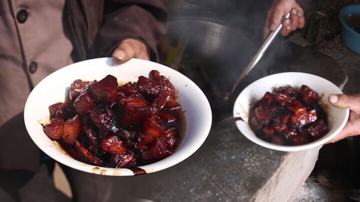 Grandpa's braised pork with a stationary boiler