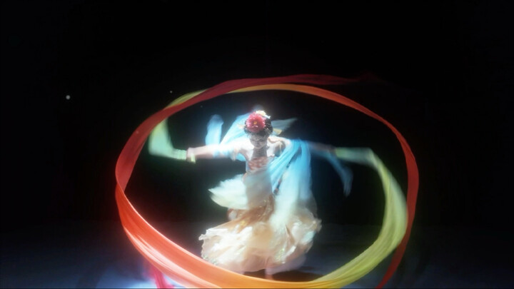 สุดยอดมาก!! ถูกเต้าฮวาอินที่ร่ายรำใต้แสงจันทร์ทำให้หลงเสน่ห์อย่างหนัก! การร่ายรำด้วยพัดยาวหนาแน่นสุด