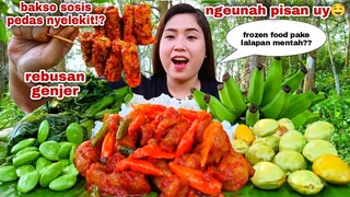 MAKAN SAMBEL BAKSO SOSIS PEDAS NYELEKIT REBUSAN GENJER LALAPAN JENGKOL MENTAH PETAI PISANG MENTAH